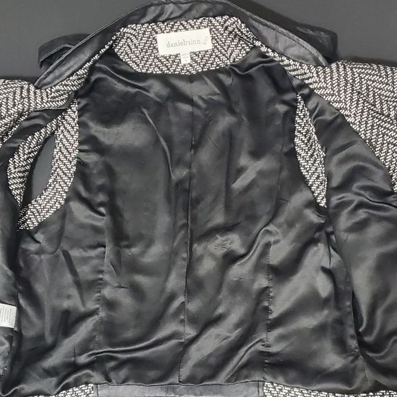 Daniel Rainn moto vest - Picture 3 of 13